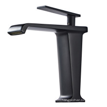 A1077  China Manufacture Hot and Cold Wash Basin Sink mixer Single Handle Sink Tap